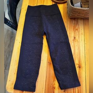 Lululemon midnight blue Speckled Cropped leggings